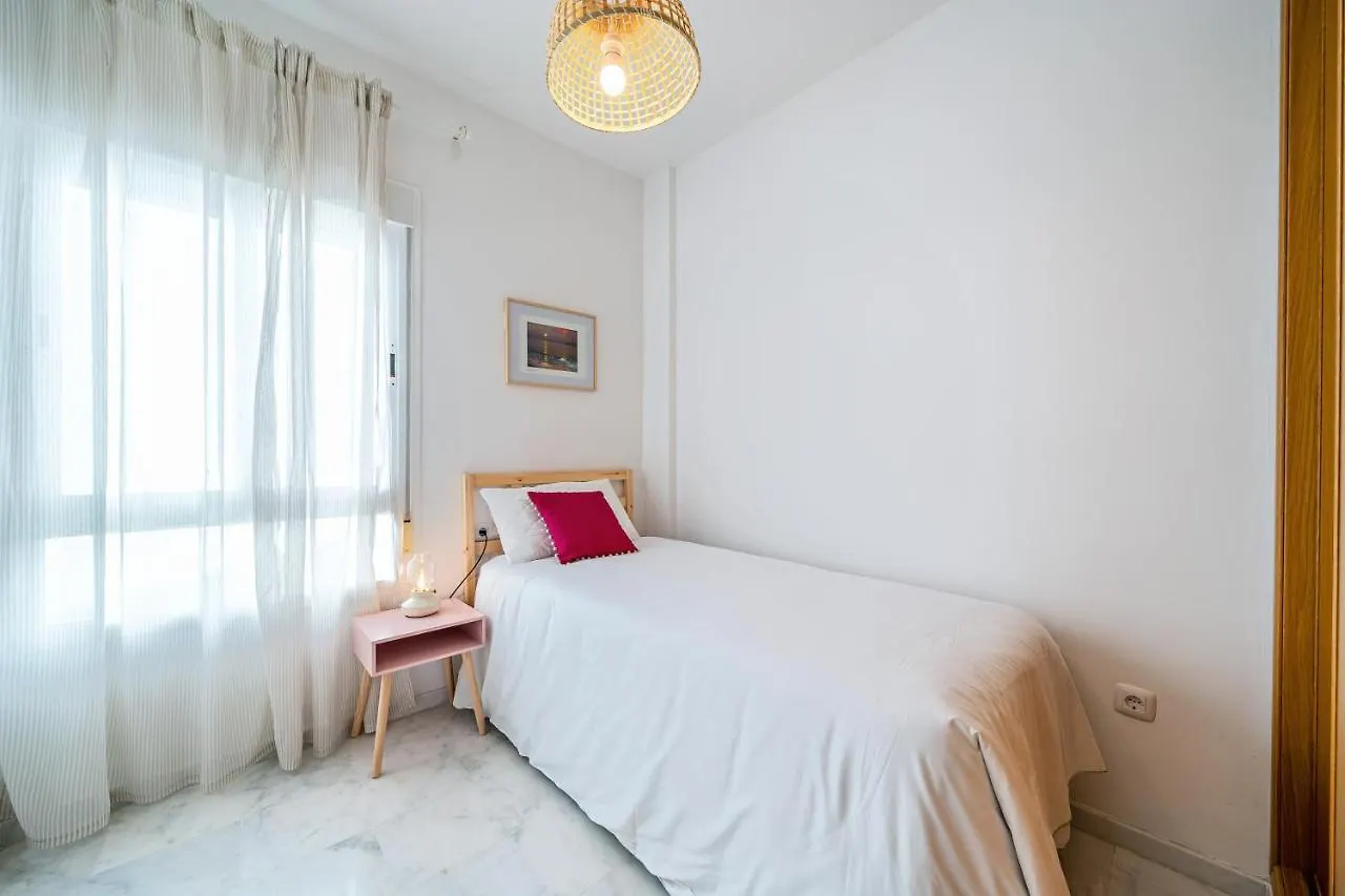 Heart Location & Parking Apartment Malaga 0*,
